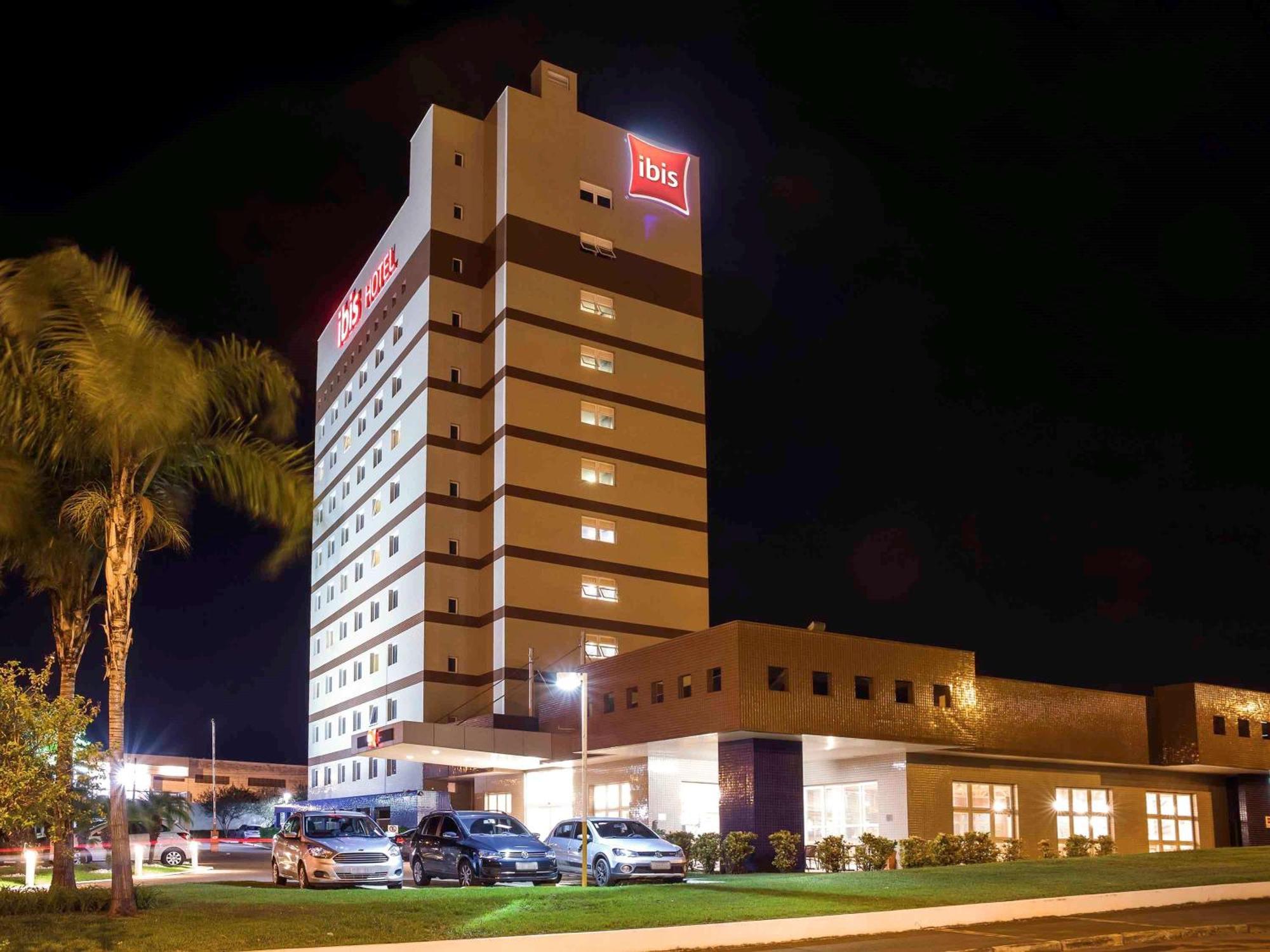 Ibis Aracatuba Hotel Exterior photo